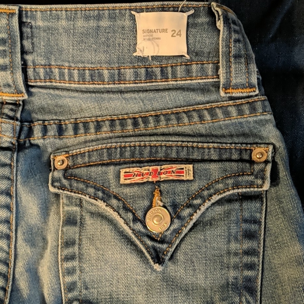 Hudson Signature Bootcut - Picture 3 of 3
